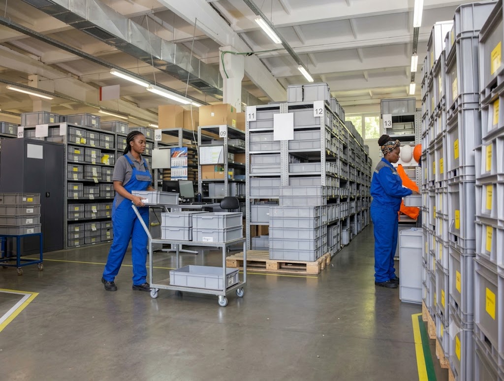 Light warehousing facility